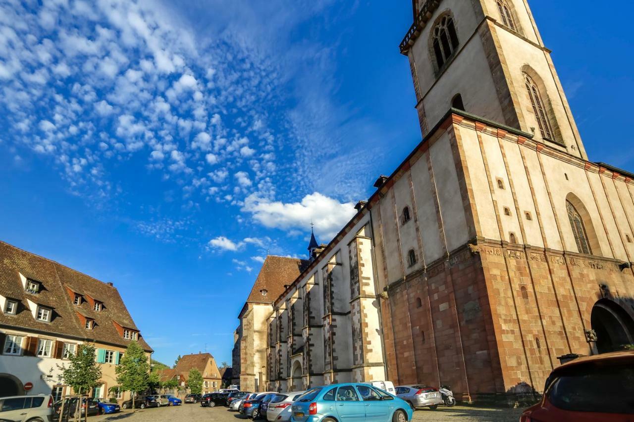 Andlau, Cour De L'abbaye Andlau-au-Val